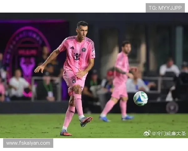 布斯克茨的技术魅力与战术影响力分析:中场大师的表现与趋势解读 布斯克茨的技术魅力与战术影响力分析:中场大师的表现与趋势解读